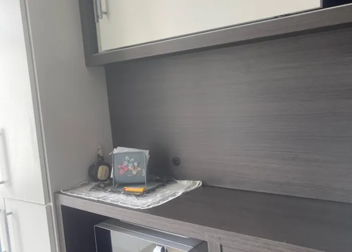 Ap De Fundos Em Condominio Beira Mar Com Garagem, Wifi E Tv A Cabo